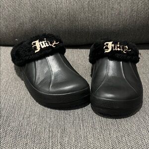 Juicy Couture Black Slippers with Gold Logo